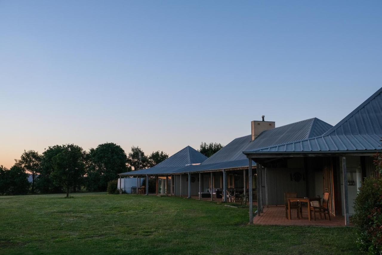 Owl Head Lodge Гулгонг Екстериор снимка
